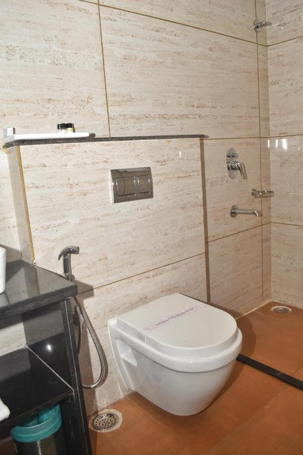 Hotel Centrum โกตา ภายนอก รูปภาพ